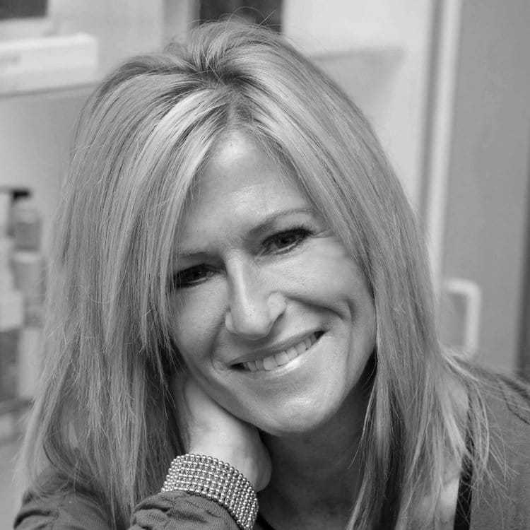 Portrait of LINDA GORTON, a professional stylist at Cassandra Salon & Spa, showcasing their expertise and style.
