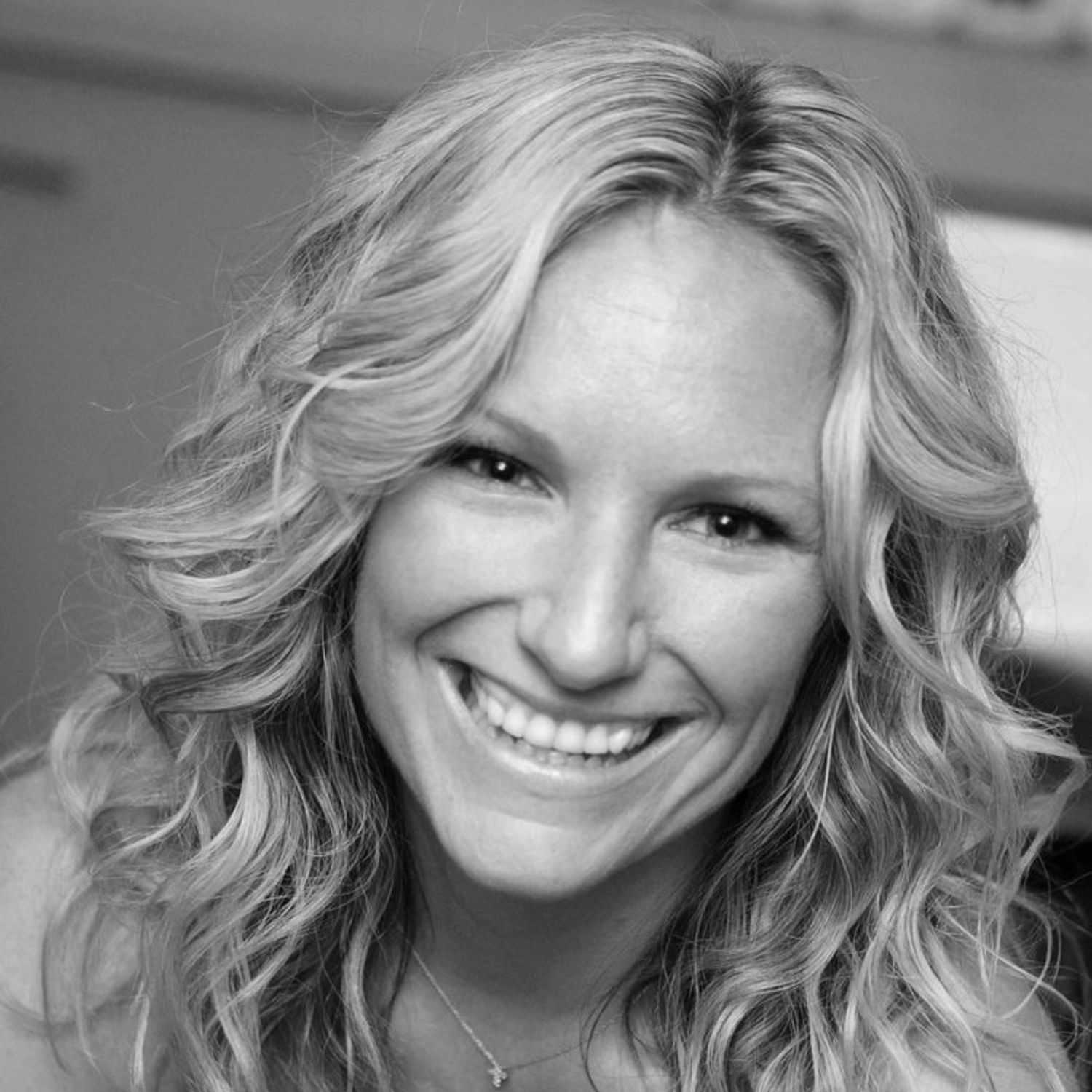 Portrait of LORI HOLLAND, a professional stylist at Cassandra Salon & Spa, showcasing their expertise and style.